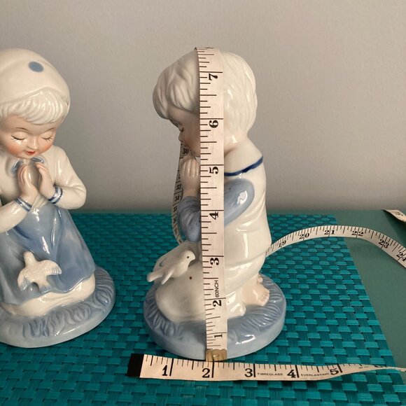 Vintage Praying Boy and Girl with Doves Porcelain Figurines Set of Two EUC - Picture 14 of 15